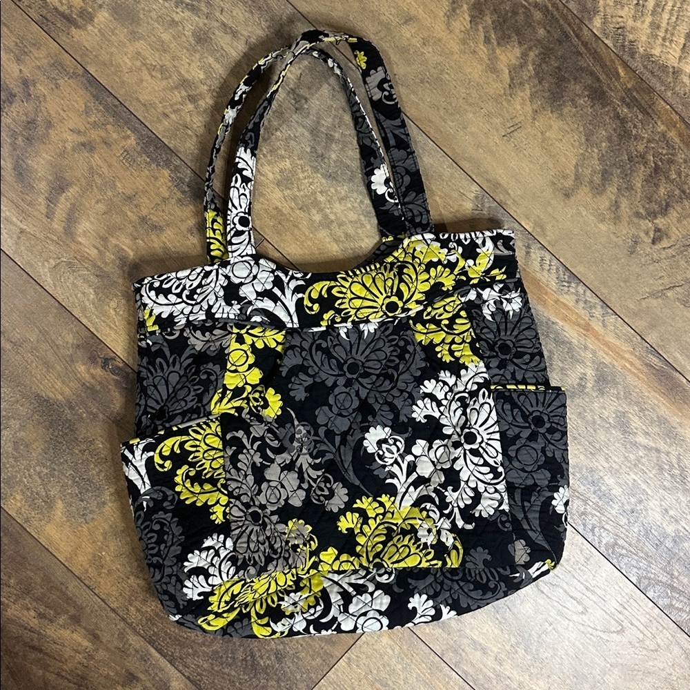 VERA BRADLEY “Baroque” (Retired 2010) Quilted Large Zipper Tote Bag - Picture 1 of 8